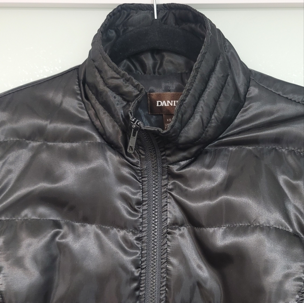 Danier Light Black Puffer Jacket - image 4